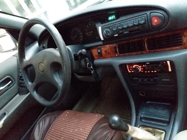 Nissan Bluebird 1993 - Bán Nissan Bluebird, màu xanh lam, xe nhập, 38tr