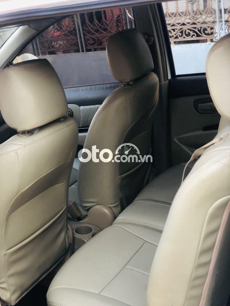 Nissan Grand livina 2011 - Bán Nissan Grand livina 1.8MT 2011, màu trắng