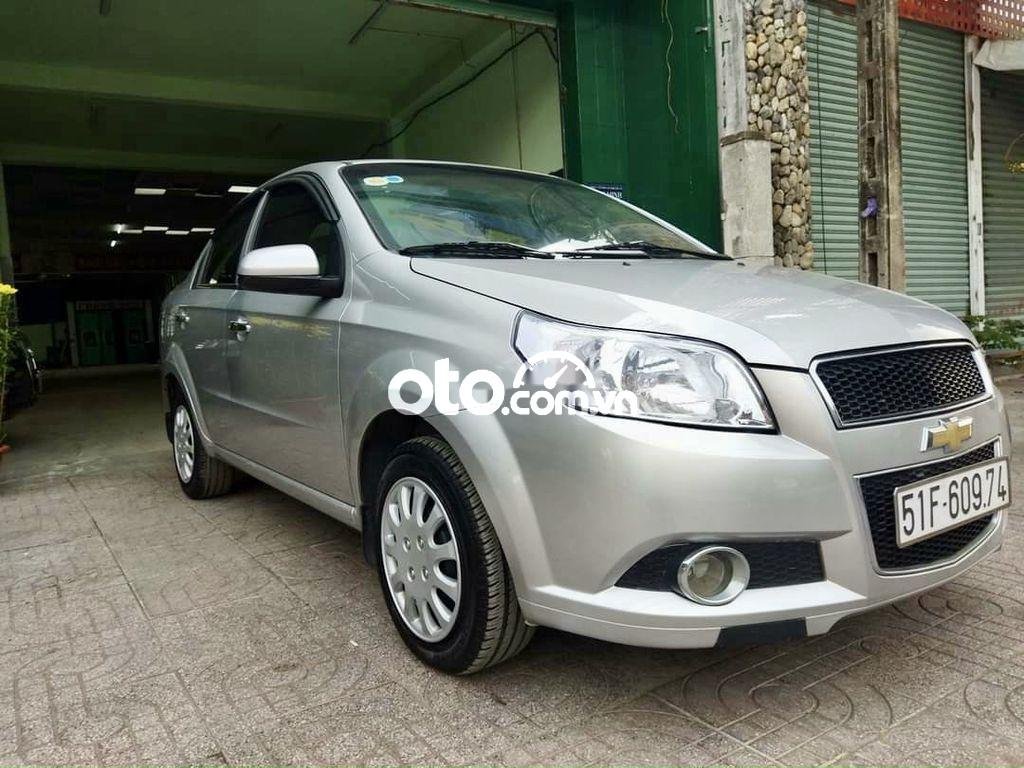 Chevrolet Aveo LT 2016 - Bán ô tô Chevrolet Aveo LT sản xuất năm 2016, màu bạc số sàn, 218tr