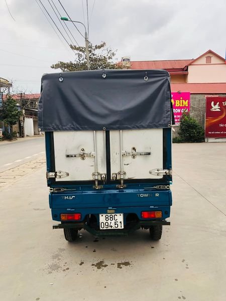 Thaco TOWNER 2016 - Cần bán lại xe Thaco TOWNER 900 kg, màu xanh lam, giá 105tr