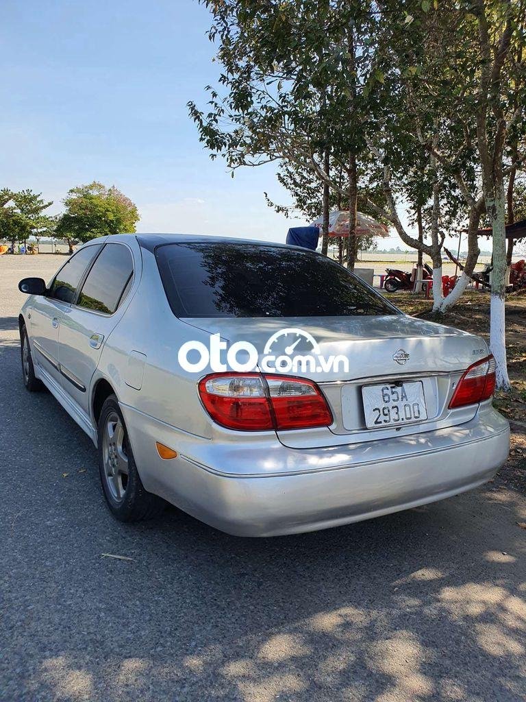 Nissan Cefiro  MT 2001 - Bán Nissan Cefiro MT năm sản xuất 2001, màu bạc, xe nhập