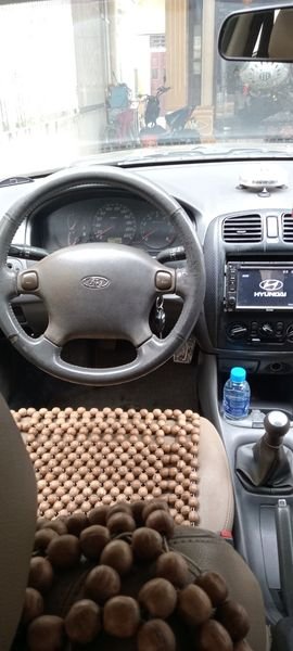 Ford Laser 2000 - Cần bán xe Ford Laser 1.6 năm 2000, màu vàng cát