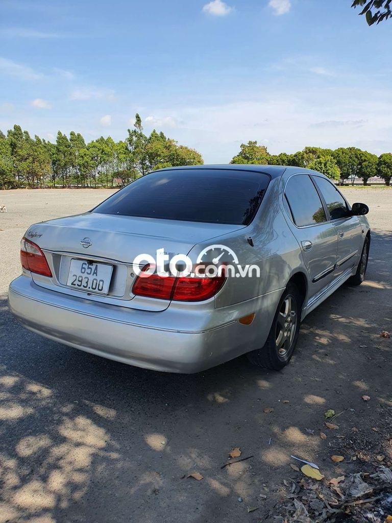 Nissan Cefiro  MT 2001 - Bán Nissan Cefiro MT năm sản xuất 2001, màu bạc, xe nhập