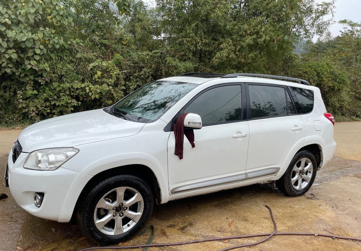 Toyota RAV4  XLE 2008 - Bán Toyota RAV4 XLE năm sản xuất 2008, màu trắng