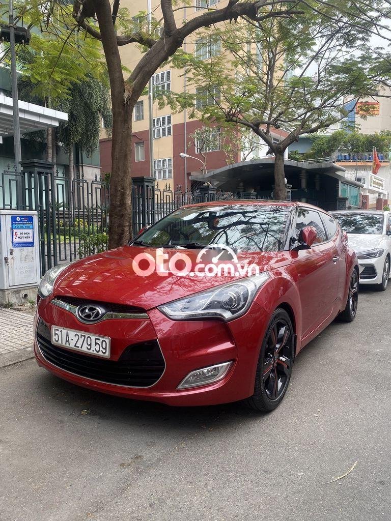 Hyundai Veloster 1.6 GDI Turbo 2012 - Bán Hyundai Veloster 1.6 GDI Turbo năm sản xuất 2012, màu đỏ, nhập khẩu