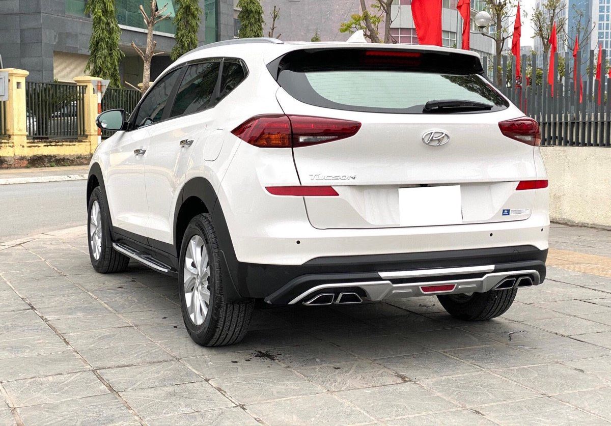 Hyundai Tucson   AT   2021 - Cần bán xe Hyundai Tucson AT sản xuất năm 2021, màu trắng  