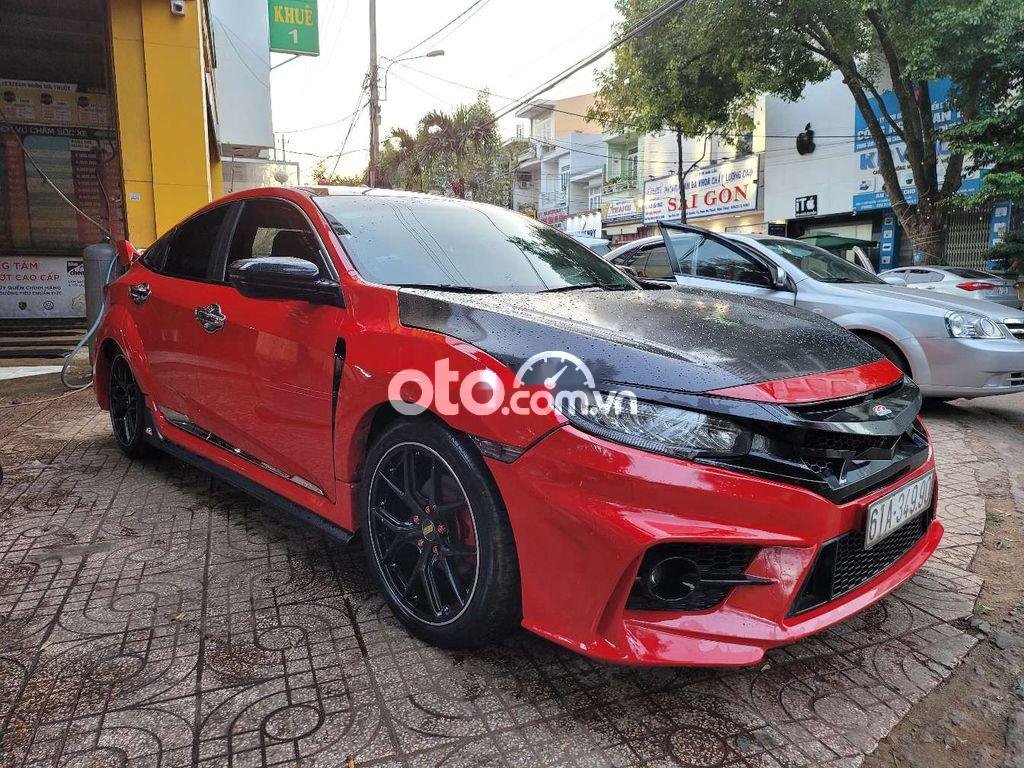 Honda Civic 1.5 Turbo 2016 - Cần bán xe Honda Civic 1.5 Turbo sản xuất năm 2016, màu đỏ, nhập khẩu, giá 638tr