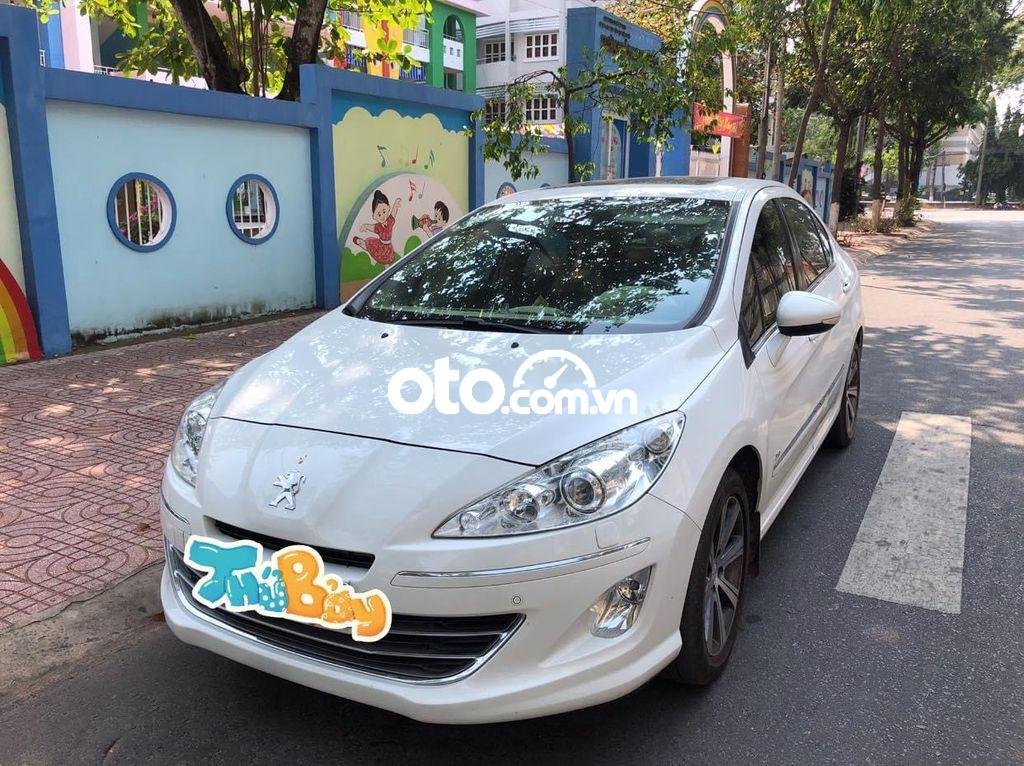 Peugeot 408 2016 - Bán Peugeot 408 Premium năm sản xuất 2016, màu trắng 