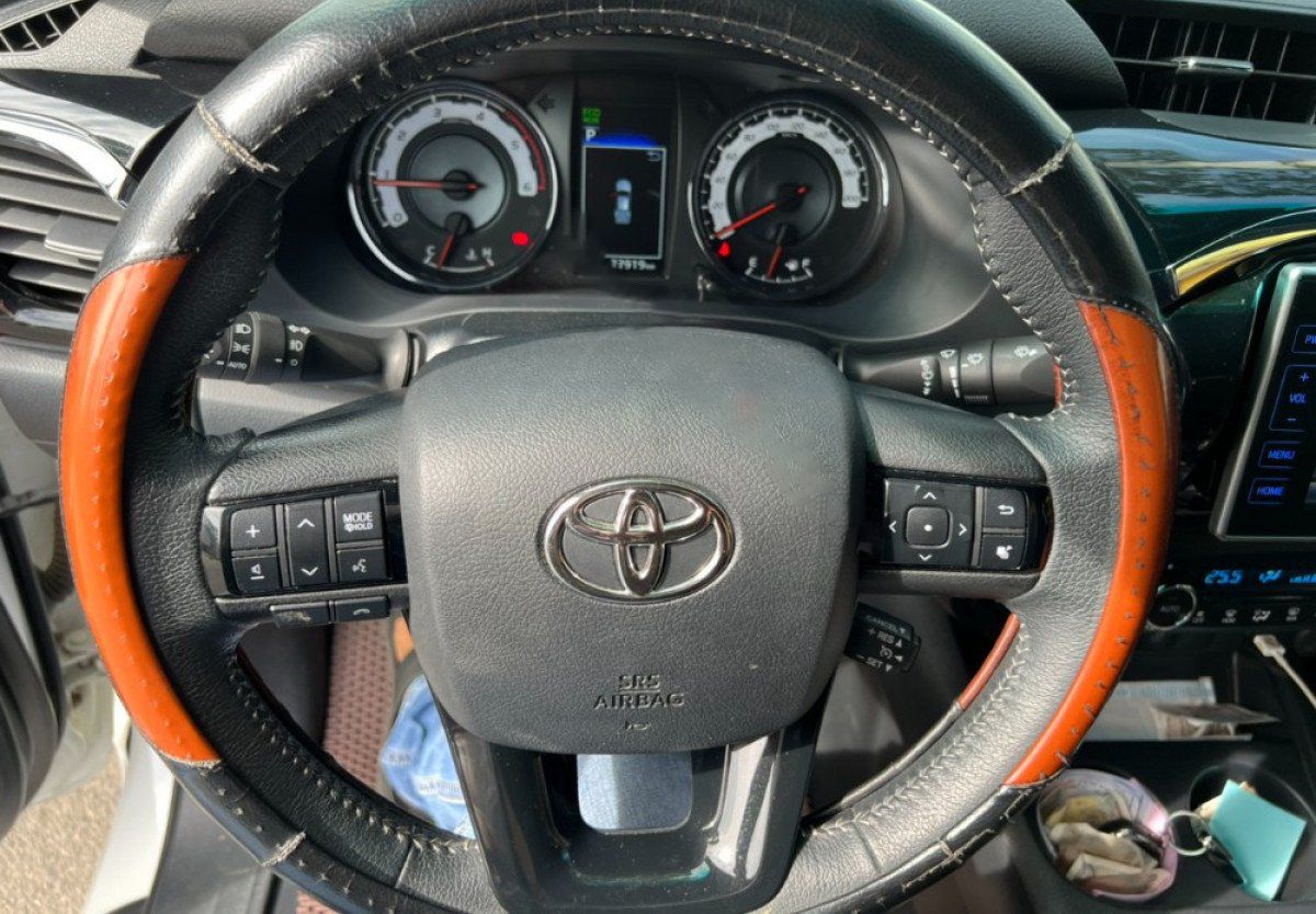 Toyota Hilux 2019 - Bán Toyota Hilux 2.8G 4x4 AT năm 2019, màu trắng, nhập khẩu 