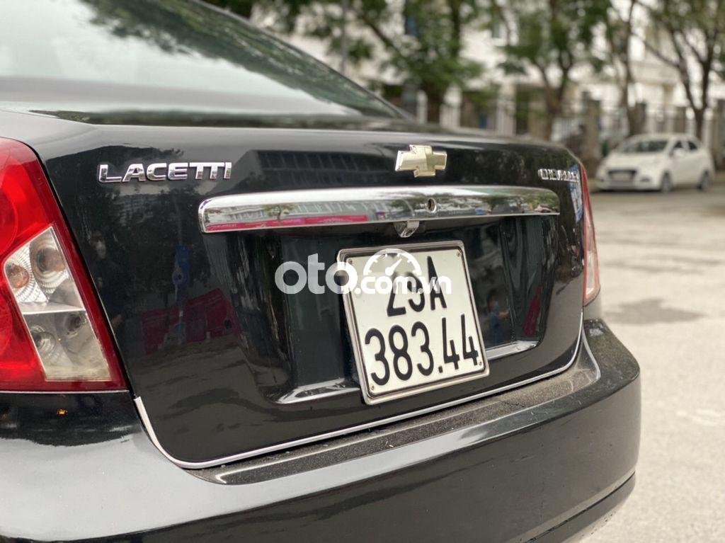 Chevrolet Lacetti   1.6MT 2011 - Bán Chevrolet Lacetti 1.6MT sản xuất 2011, màu đen, giá tốt