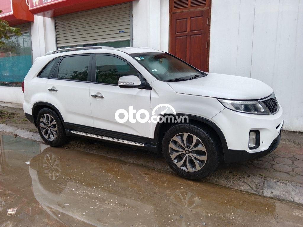 Kia Sorento 2.4AT 2017 - Xe Kia Sorento 2.4AT sản xuất 2017, màu trắng như mới