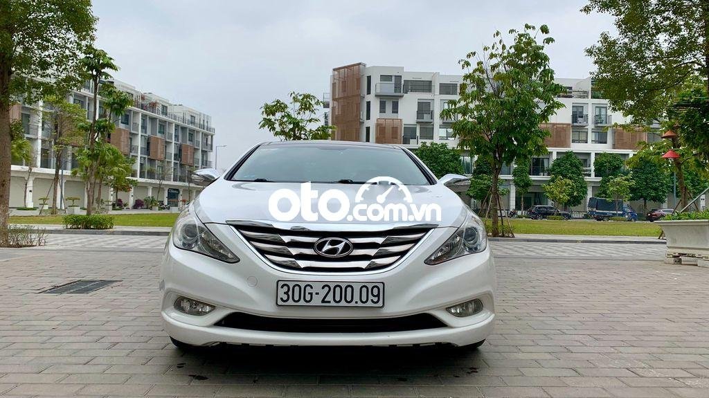 Hyundai Sonata  2.0 AT   2012 - Bán Hyundai Sonata 2.0 AT năm 2012, màu trắng 