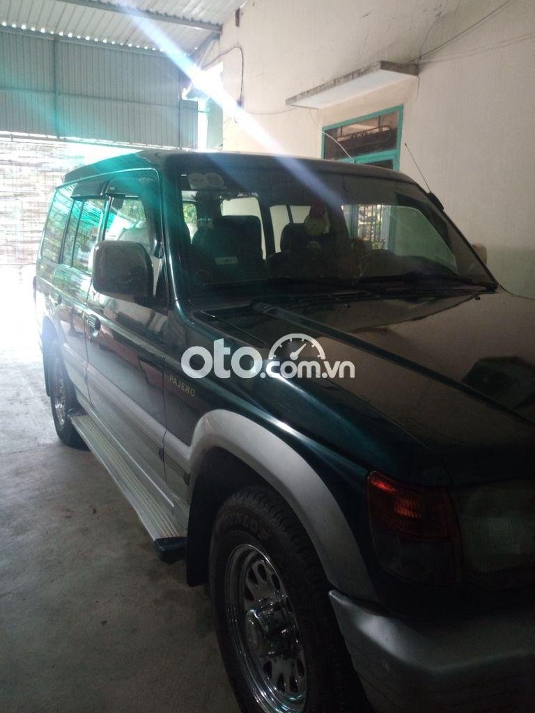 Mitsubishi Pajero 2.4 MT 2001 - Cần bán gấp Mitsubishi Pajero 2.4 MT năm sản xuất 2001