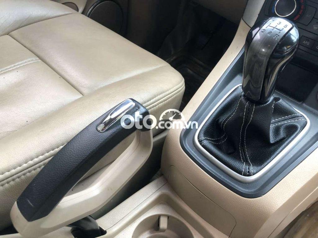 Chevrolet Captiva   LT  2006 - Cần bán gấp Chevrolet Captiva LT sản xuất năm 2006, màu đen