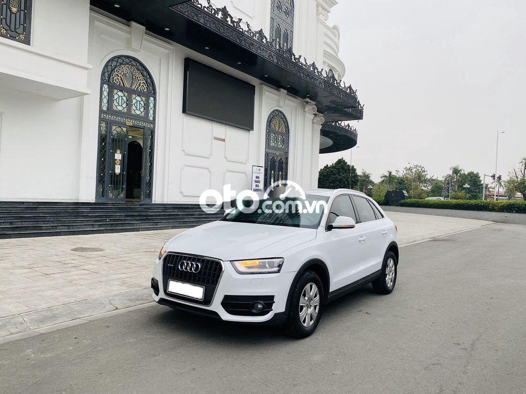 Audi Q3 2.0 TFSI Quattro 2015 - Bán Audi Q3 2.0 TFSI Quattro năm 2015, màu trắng, xe nhập, 788 triệu