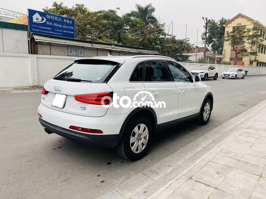 Audi Q3 2.0 TFSI Quattro 2015 - Bán Audi Q3 2.0 TFSI Quattro năm 2015, màu trắng, xe nhập, 788 triệu