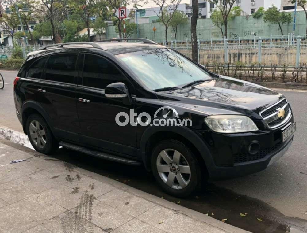 Chevrolet Captiva   LT  2006 - Cần bán gấp Chevrolet Captiva LT sản xuất năm 2006, màu đen