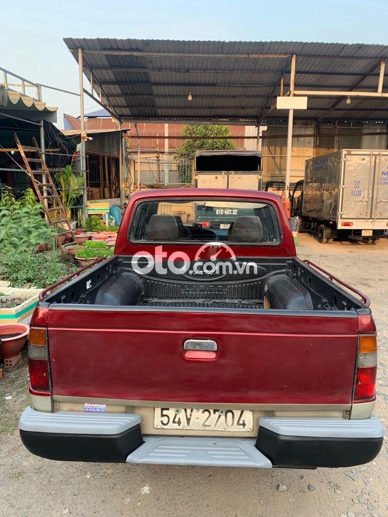 Ford Ranger 4x4 MT 2001 - Cần bán gấp Ford Ranger 4x4 MT năm 2001, màu đỏ chính chủ, giá 125tr