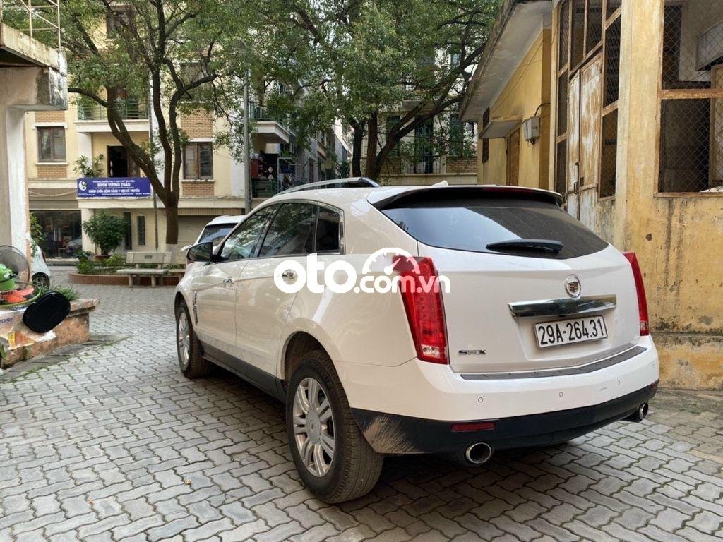 Cadillac SRX 2010 - Cần bán lại xe Cadillac SRX sản xuất 2010, màu trắng, nhập khẩu chính chủ, giá tốt