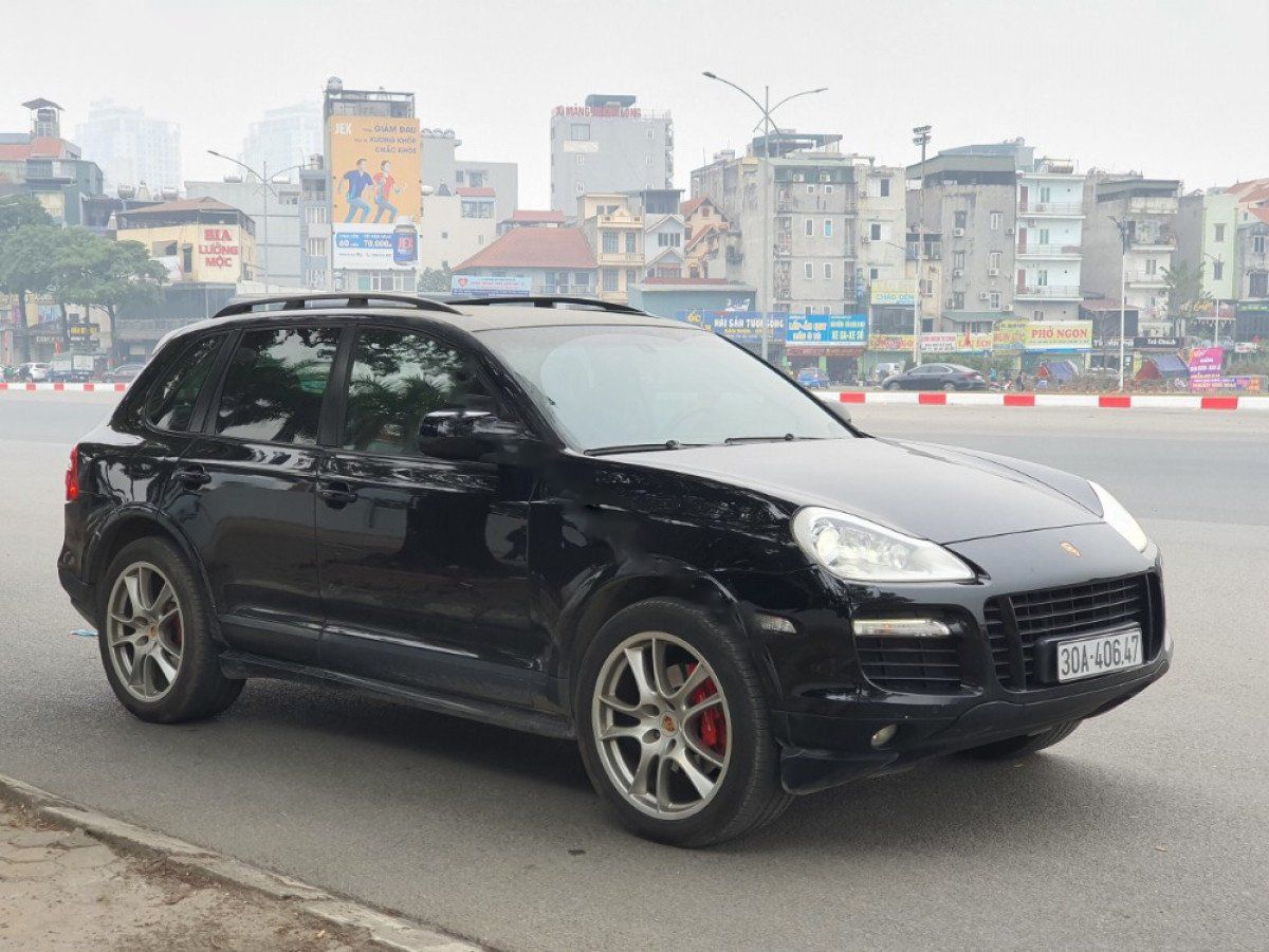 Porsche Cayenne   GTS  2009 - Cần bán xe Porsche Cayenne GTS năm 2009, màu đen, nhập khẩu nguyên chiếc còn mới, giá 920tr