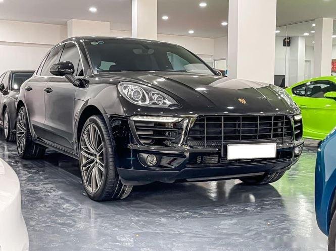 Porsche Macan 2015 - Bán Porsche Macan sản xuất năm 2015, màu đen, nhập khẩu