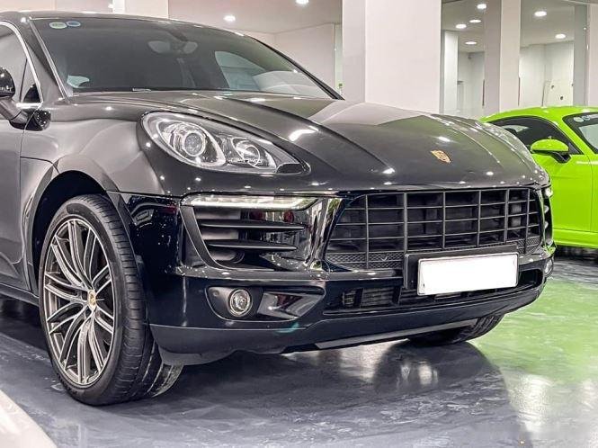 Porsche Macan 2015 - Bán Porsche Macan sản xuất năm 2015, màu đen, nhập khẩu