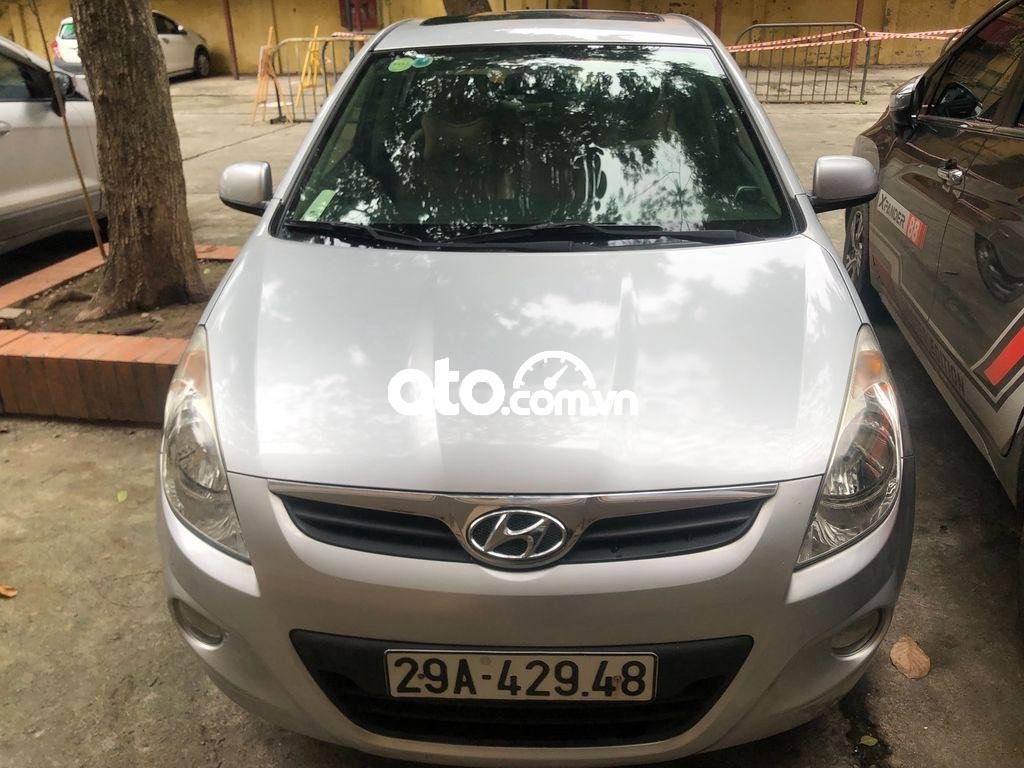 Hyundai i20 2011 - Cần bán lại xe Hyundai i20 1.4AT sản xuất năm 2011