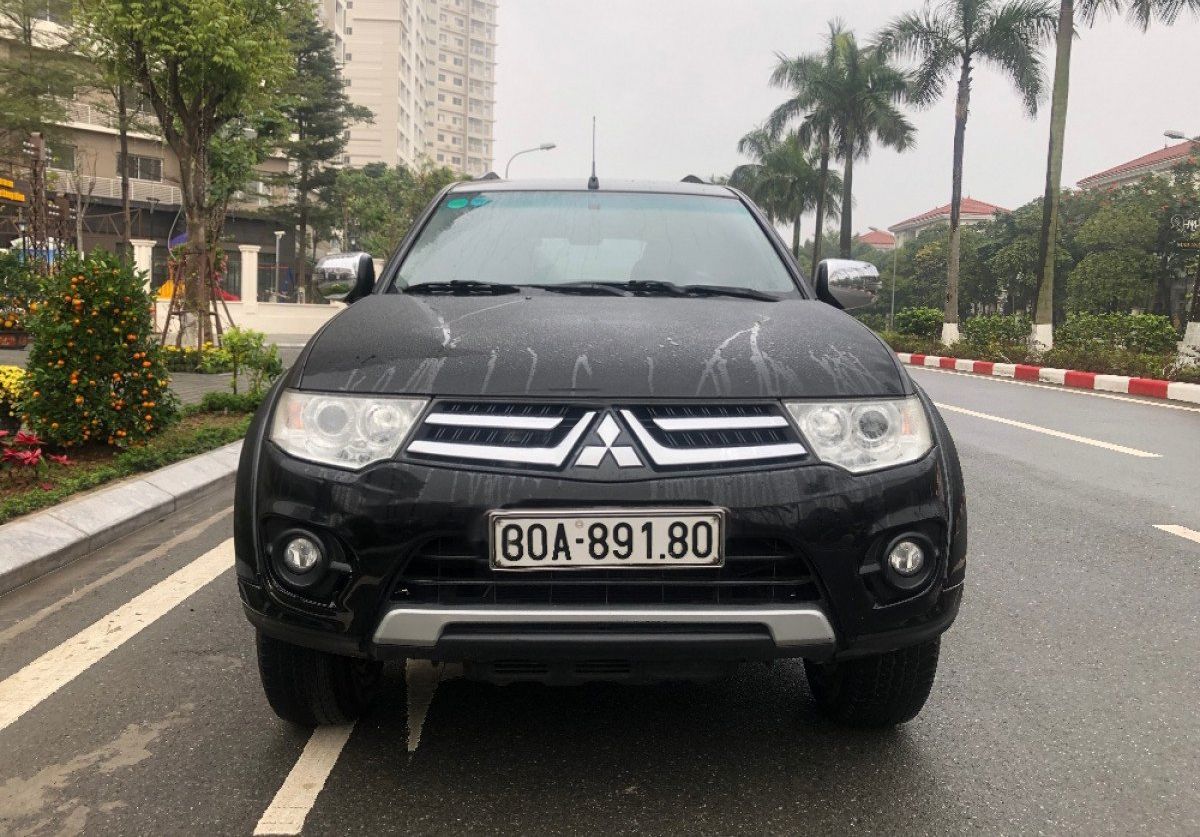 Mitsubishi Pajero   Sport  2016 - Bán xe Mitsubishi Pajero Sport năm 2016, màu đen, nhập khẩu 