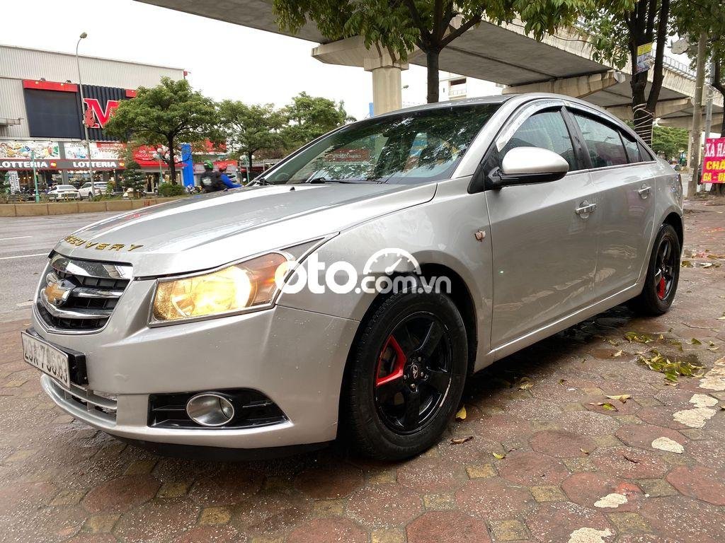 Chevrolet Lacetti 2010 - Bán ô tô Chevrolet Lacetti EX 1.6 MT sản xuất 2010, màu bạc, xe nhập