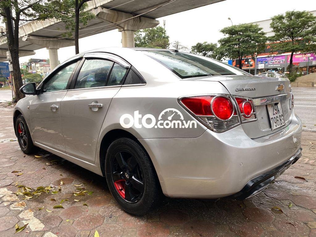 Chevrolet Lacetti 2010 - Bán ô tô Chevrolet Lacetti EX 1.6 MT sản xuất 2010, màu bạc, xe nhập