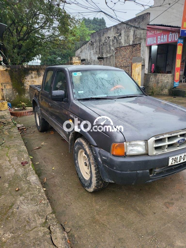 Ford Ranger     2001 - Cần bán lại xe Ford Ranger sản xuất 2001, màu xám còn mới, giá tốt