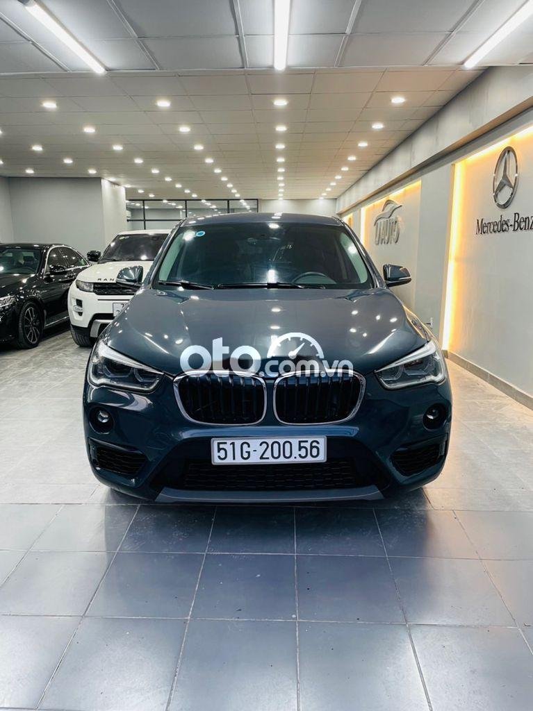 BMW X1      2016 - Cần bán BMW X1 sản xuất 2016, màu xanh lam, giá chỉ 938 triệu