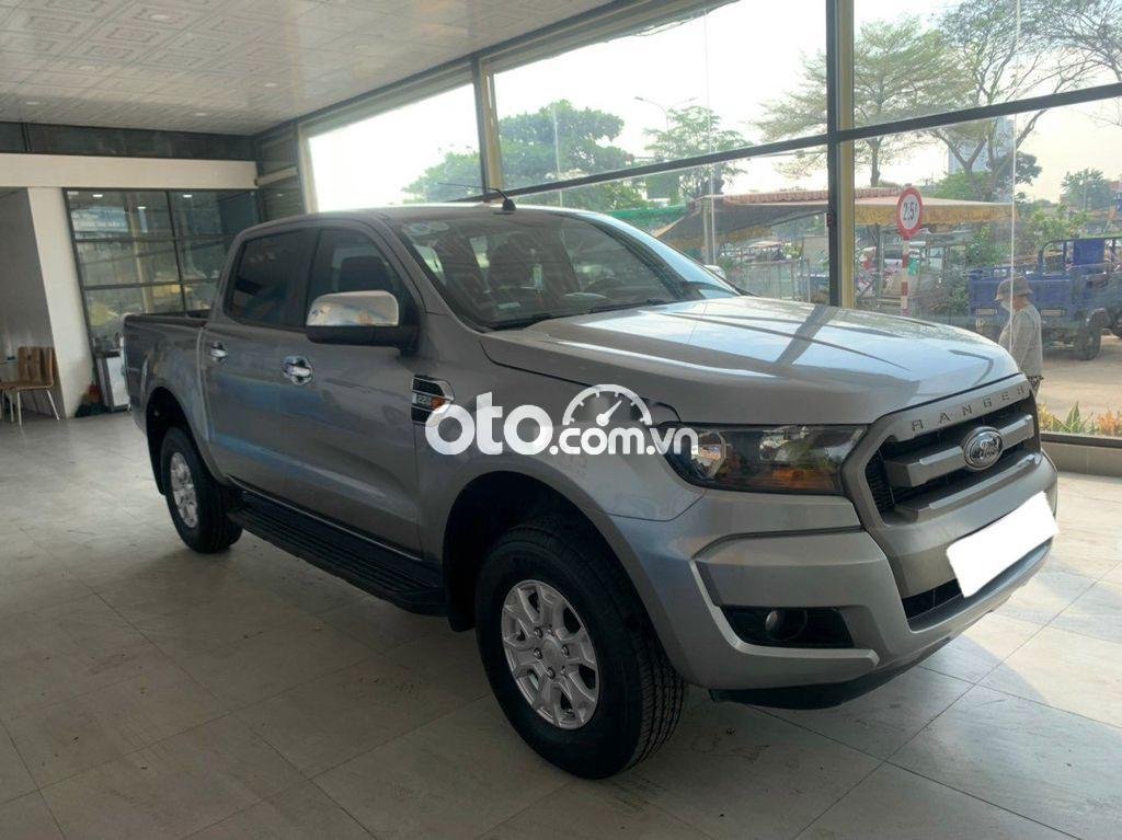 Ford Ranger XLS 2.2 4x2 MT 2017 - Bán ô tô Ford Ranger XLS 2.2 4x2 MT năm sản xuất 2017, màu bạc, xe nhập số sàn, giá chỉ 538 triệu