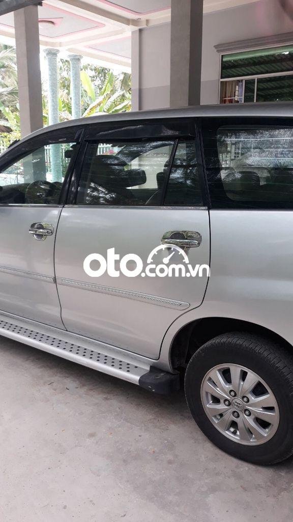 Toyota Innova  G  2008 - Bán ô tô Toyota Innova G sản xuất 2008, màu bạc, nhập khẩu xe gia đình