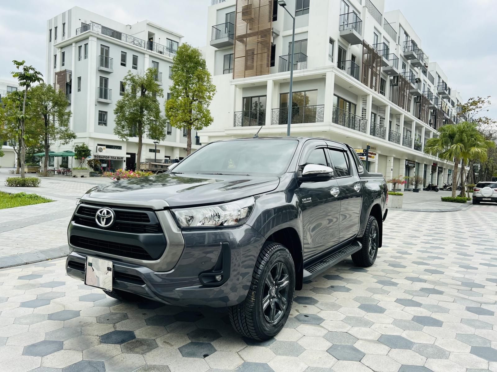 Toyota Hilux 2021 - Toyota Hilux 2.4E 4×2 AT sx 2021,1 cầu, nhập Thái