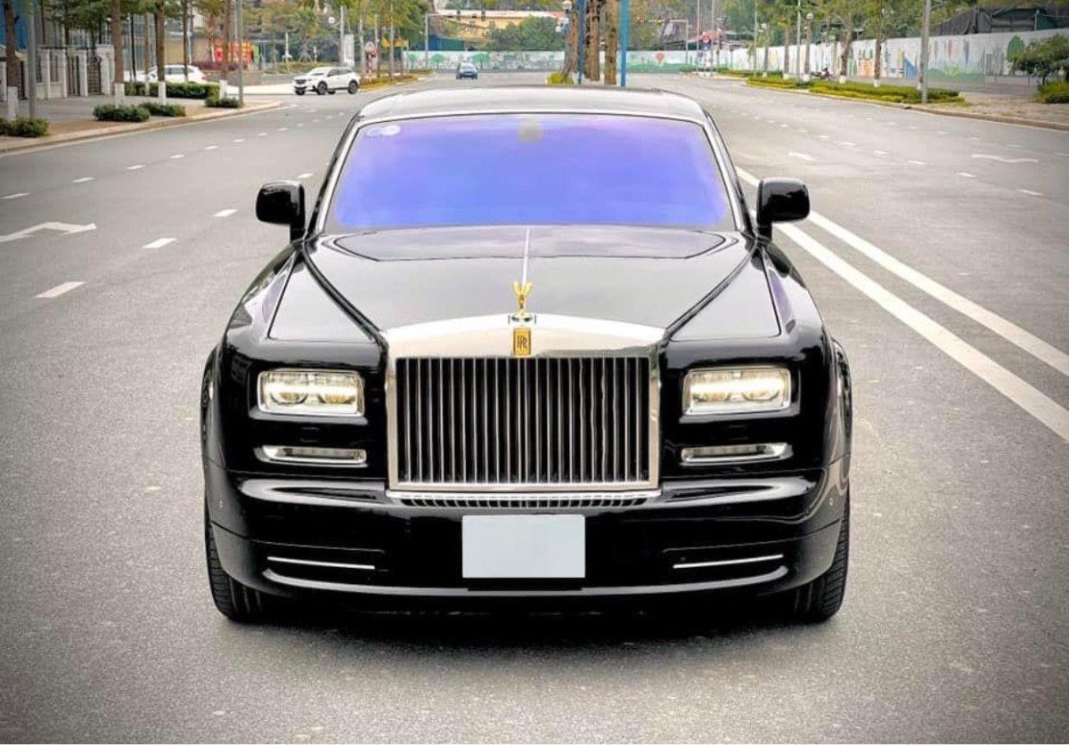 Rolls-Royce Phantom Rolls Royce  EWB  2014 - Cần bán gấp Rolls-Royce Phantom Rolls Royce  EWB năm sản xuất 2014, màu đen, xe nhập 