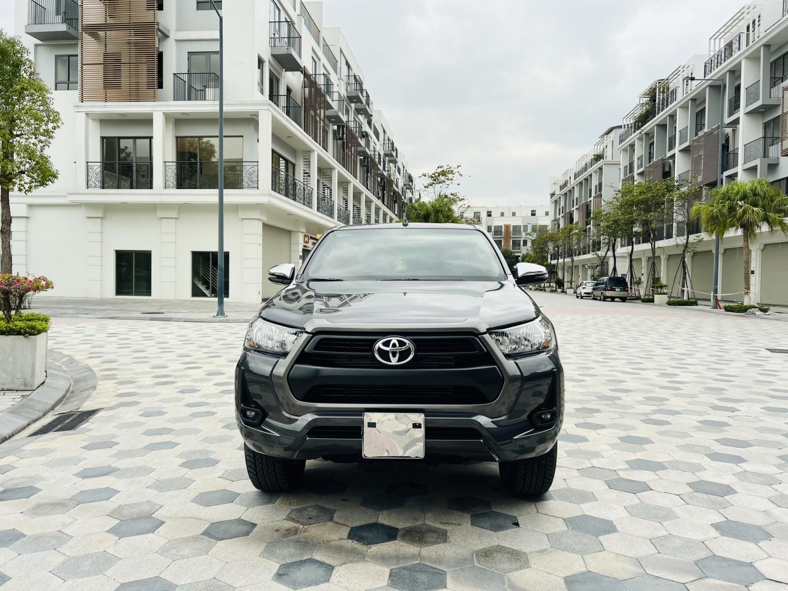 Toyota Hilux 2021 - Toyota Hilux 2.4E 4×2 AT sx 2021,1 cầu, nhập Thái