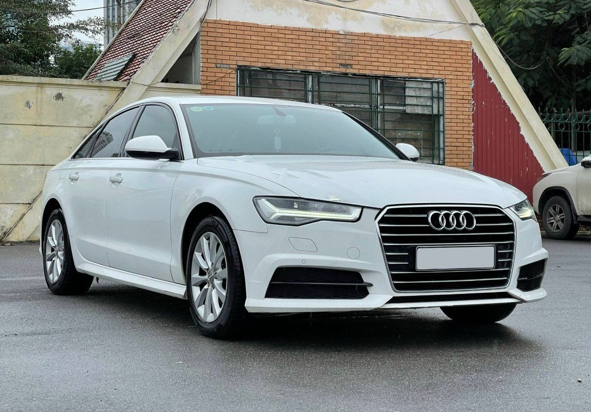 Audi A6   1.8 TFSI  2017 - Cần bán gấp Audi A6 1.8 TFSI năm sản xuất 2017, màu trắng, nhập khẩu chính chủ