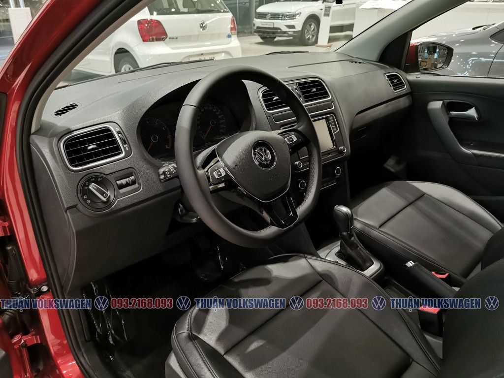 Volkswagen Polo 2021 - [Volkswagen Buôn Ma Thuột ] xe Đức nhập 100% Polo Hatchback màu đỏ Sunset phù hợp gia đình nhỏ, các chị em phụ nữ