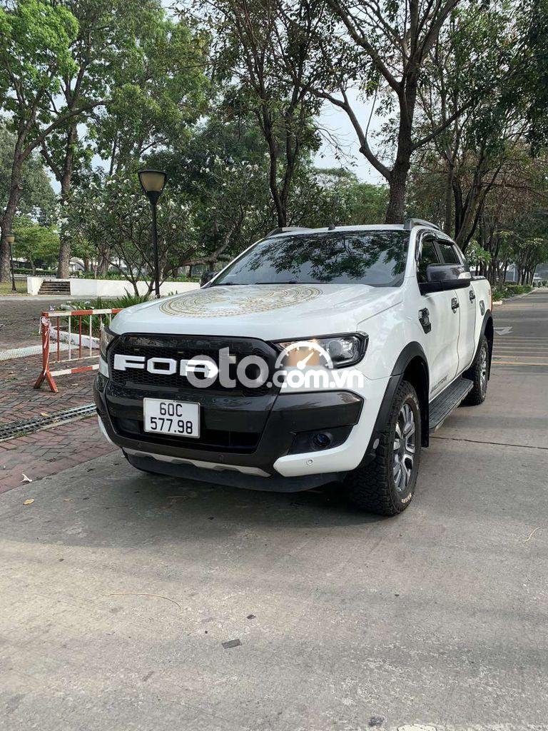 Ford Ranger 2017 - Bán ô tô Ford Ranger Wildtrak 2.0L sản xuất 2017, màu trắng, nhập khẩu 