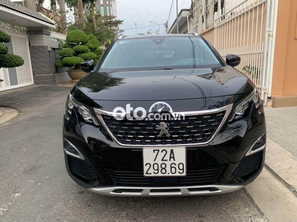Peugeot 5008 2018 - Cần bán xe Peugeot 5008 sản xuất 2018, màu đen