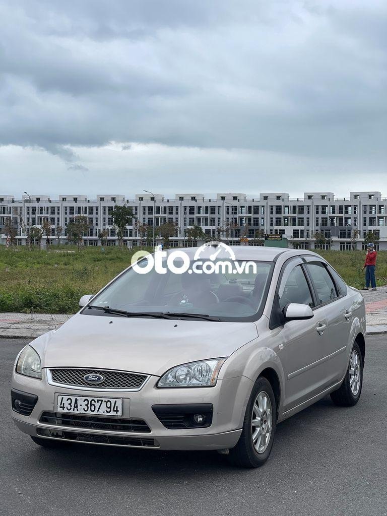 Ford Focus 2007 - Cần bán gấp Ford Focus 1.8L năm sản xuất 2007, màu bạc