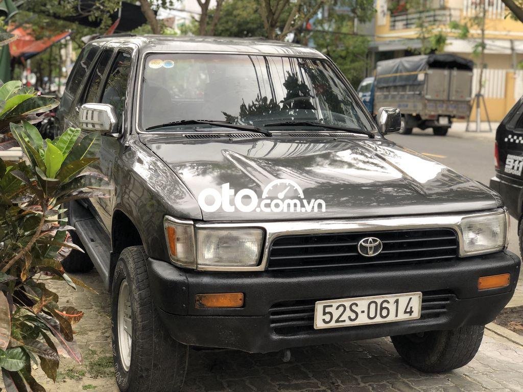 Toyota 4 Runner     1999 - Cần bán xe Toyota 4 Runner năm 1999, màu xám, nhập khẩu giá cạnh tranh