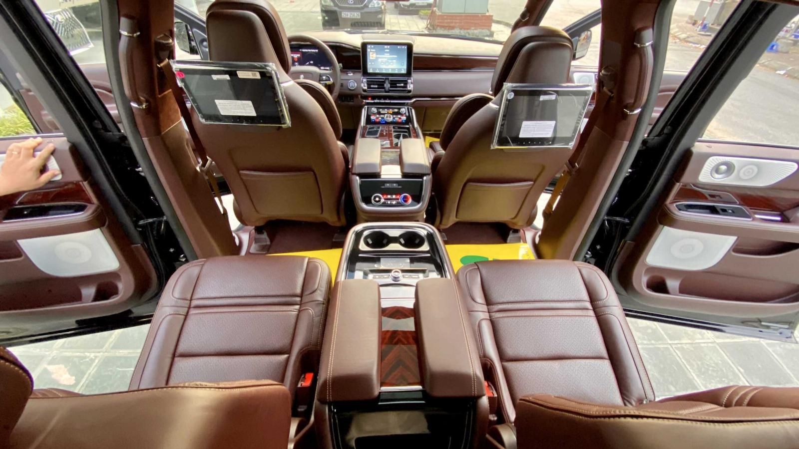 Lincoln Navigator 2022 - Em Lộc cần bán xe Lincoln Navigator năm sản xuất 2022, mới 100%