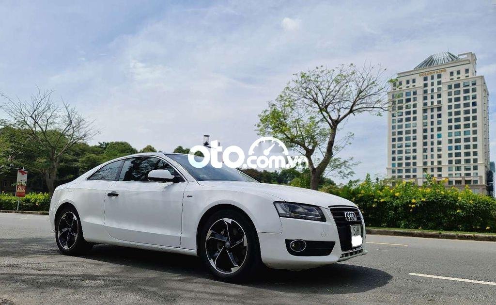 Audi A5 2009 - Bán Audi A5 sản xuất năm 2009, màu trắng, nhập khẩu nguyên chiếc