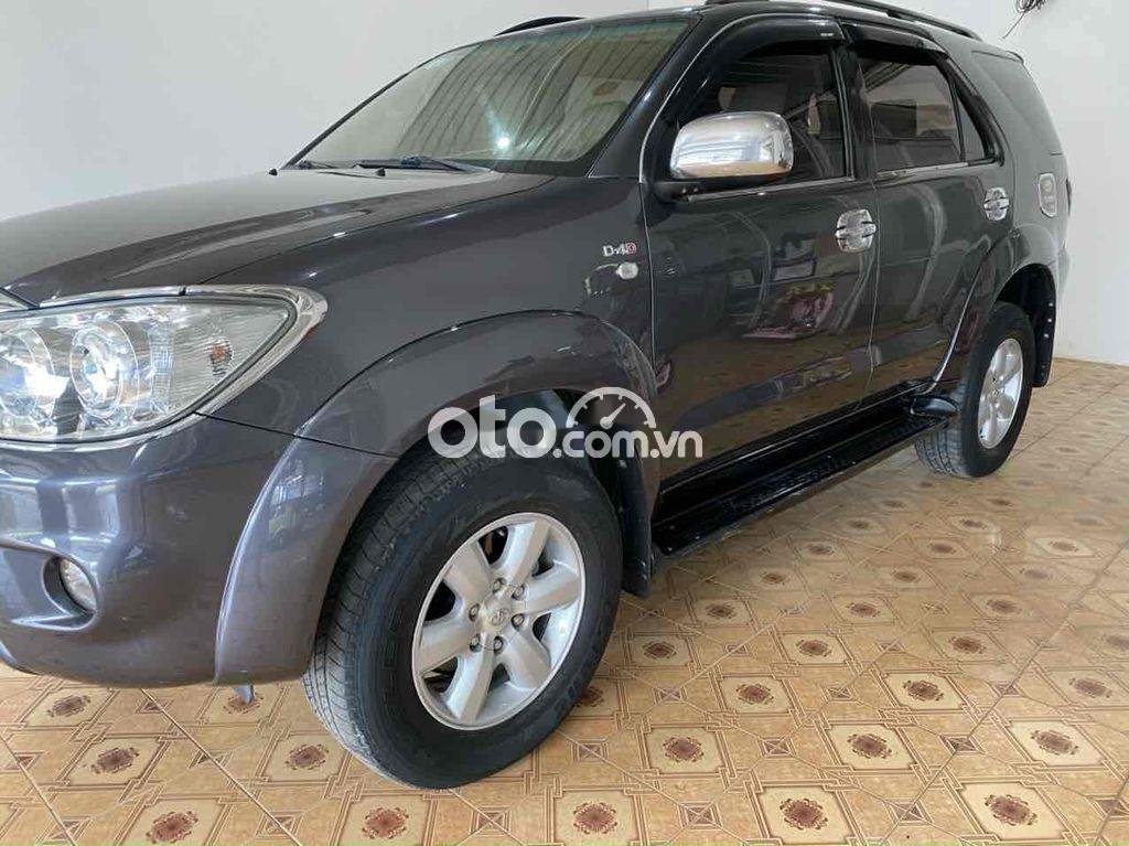 Toyota Fortuner   G 2009 - Bán Toyota Fortuner G sản xuất 2009, màu xám giá cạnh tranh