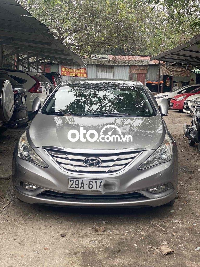 Hyundai Sonata 2010 - Xe Hyundai Sonata sản xuất năm 2010, màu bạc, xe nhập, giá tốt