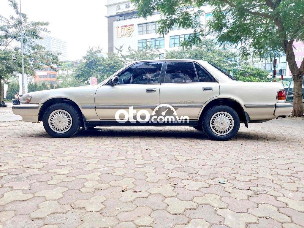 Toyota Cressida  GL  1995 - Cần bán gấp Toyota Cressida GL năm sản xuất 1995, màu bạc, nhập khẩu