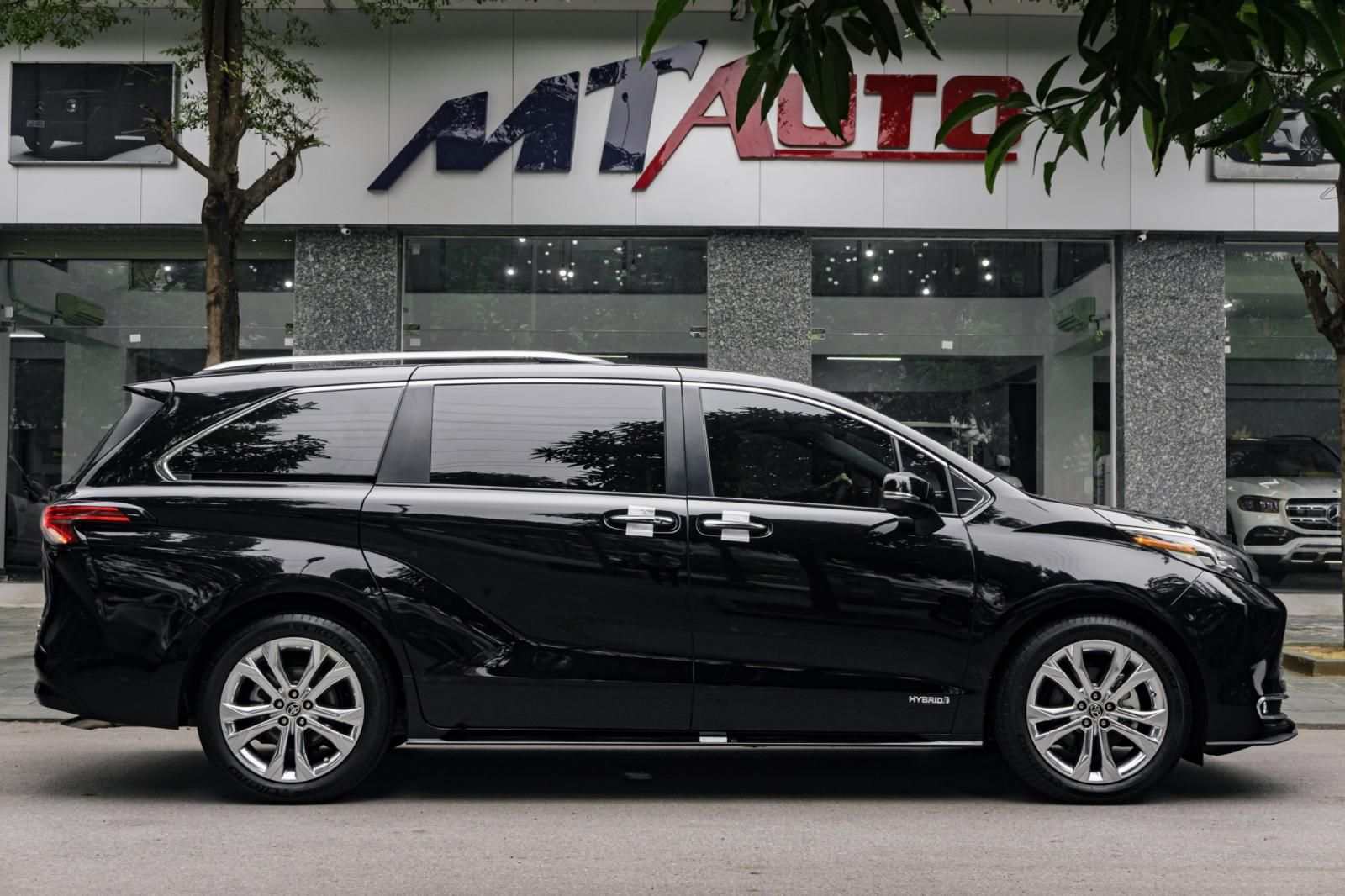 Toyota Sienna 2022 - MT Auto bán Toyota Sienna Platinum năm 2022 đủ màu, giao ngay tới tay khách hàng