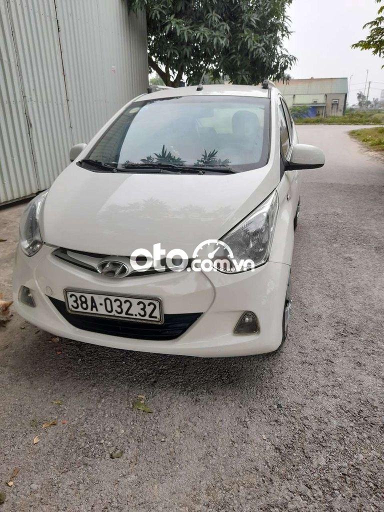 Hyundai Eon 2011 - Bán Hyundai Eon sản xuất 2011, màu trắng, nhập khẩu 